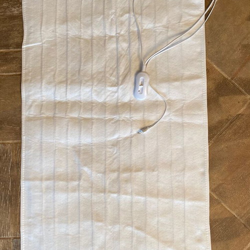 Electric heating pad used 1.50x0.80 m white with controller