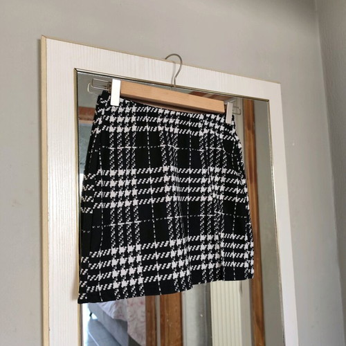 Shein mini skirt new, black and white, size S