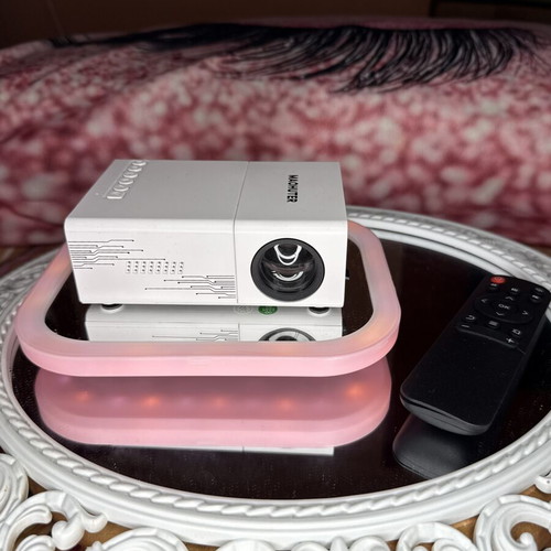 Mini LED Projector with Remote Control like new