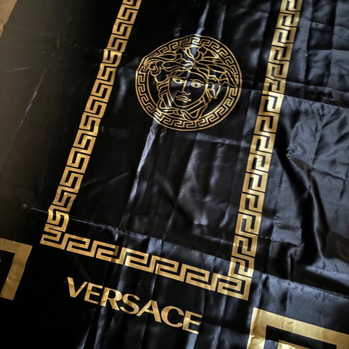 Louis Vuitton and Versace table linens new, set of 2 pieces