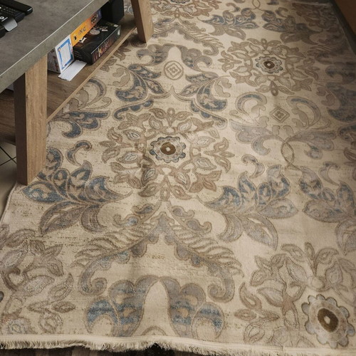 EON rug new 1.60 x 2.30