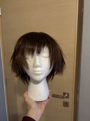 Περούκα cosplay κοντή καστανή μεταχειρισμένη
