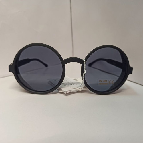 Men's sunglasses new with attractive design