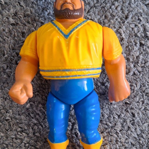 WWF wrestling giants used, pack of 2