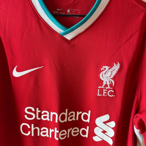 Liverpool Mo Salah jersey like new, size Large 2020-2021