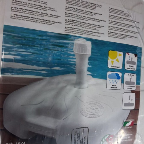 Beach umbrella base