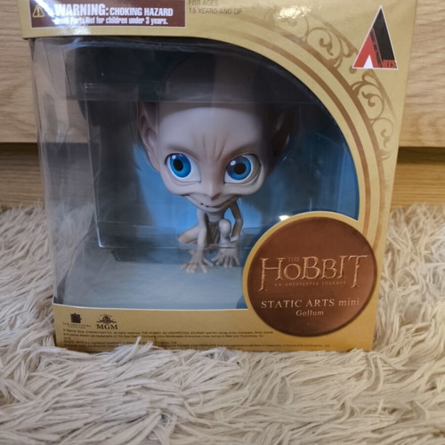The Hobbit collectible figure set new, 7 pieces sealed