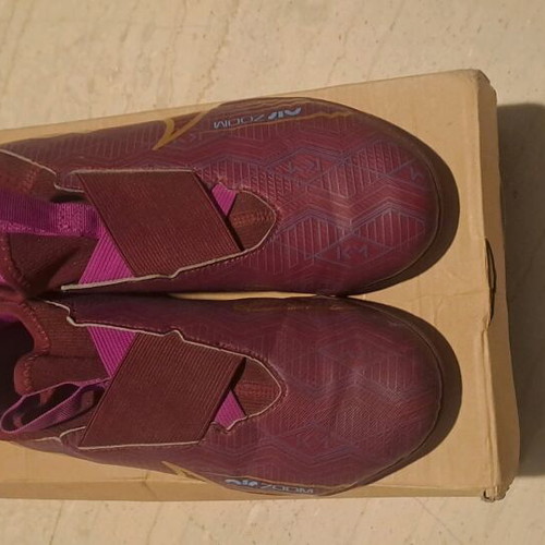 Nike Air Zoom Mercurial athletic shoes size 36.5 like new, multicolor