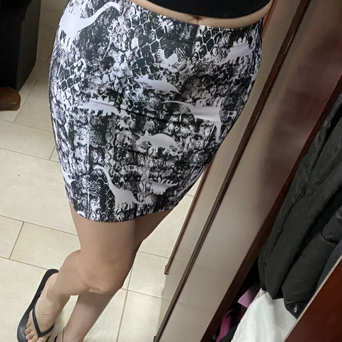 Chic Mess Mini Skirt like new, black and white, size M
