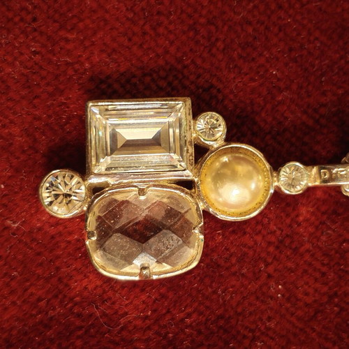 Dyrberg/Kern necklace used with crystals and geometric pendant