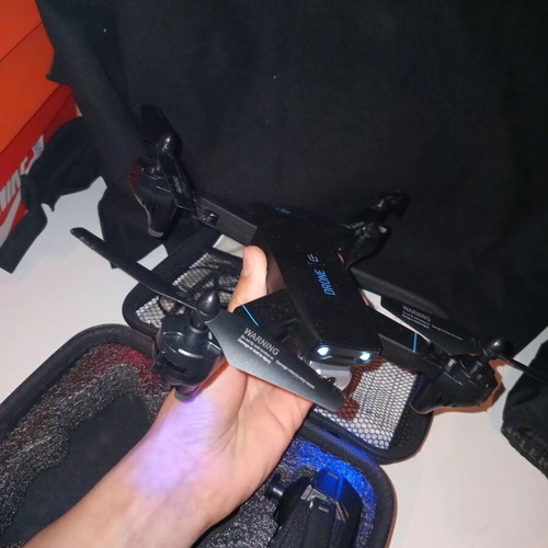 Drone like new with spare battery and 360° flip function