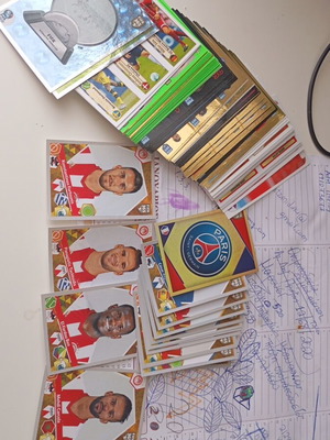 Football stickers like new, 92 large and 17 small assorted