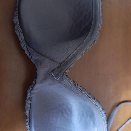 H&M B Cup Bikini Top Grey like new with adjustable straps and strapless option