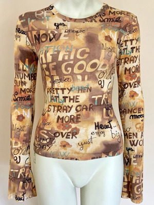 Denny Rose long-sleeve top like new with graffiti patterns, size XS/S