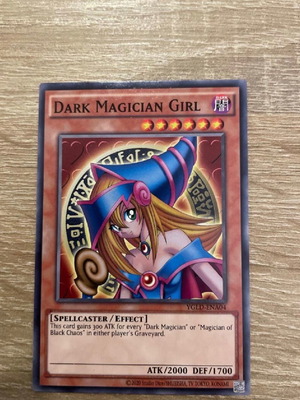 Dark Magician Girl κάρτα σαν καινούργια με προστατευτική θήκη sleeve