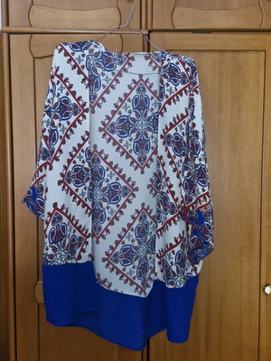 Zara kimono with colorful print used, size M