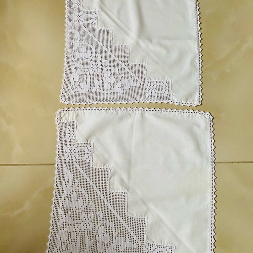 Vintage handmade placemats like new