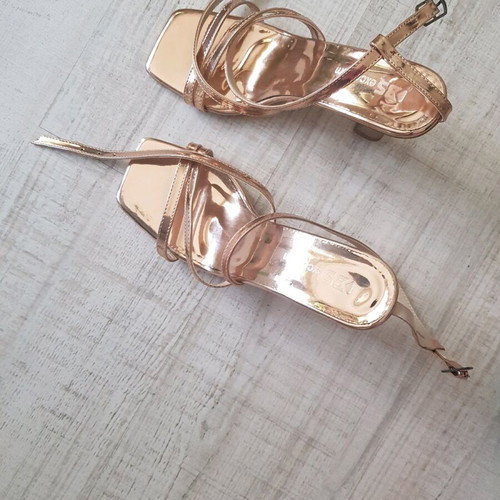 Sandals size 39 new rose gold metallic