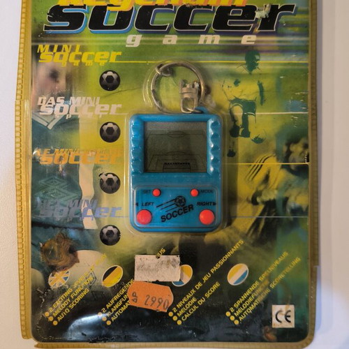 Tiger Keychain Soccer Game 1997 sealed retro electronic handheld