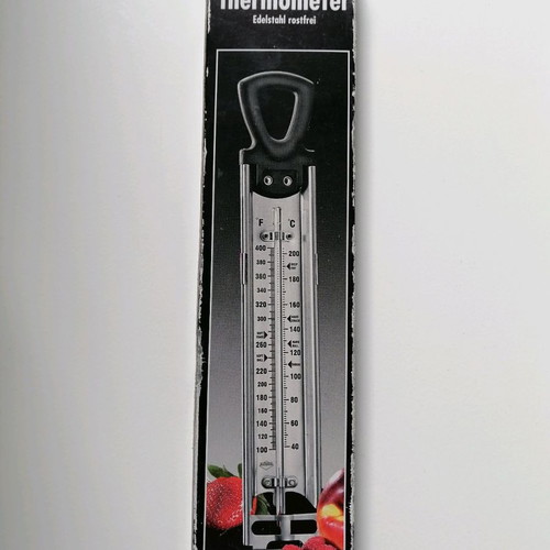 Kuchenprofi thermometer used