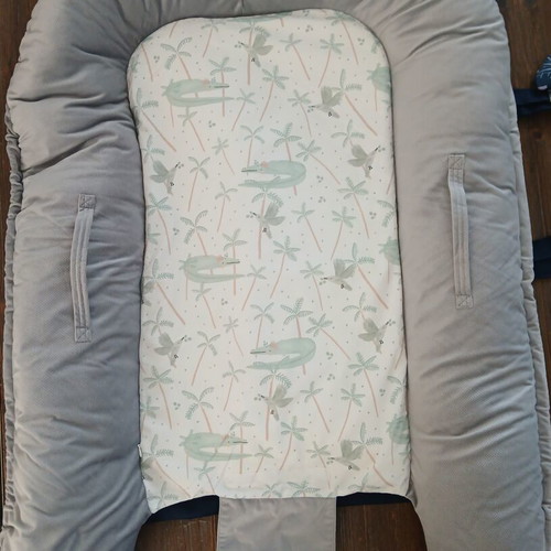 La Millou baby nest with cover like new