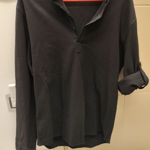 Black Shirt size M new, long or short sleeve
