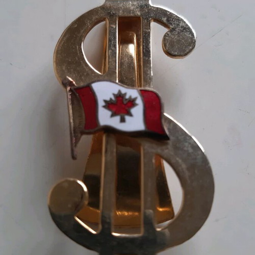 Dollar tie clips with Canadian flag, like new, set of 4