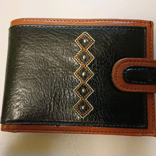 Wallet unused, black and brown