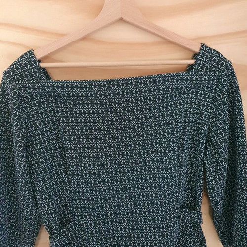 Parabita dress new, size L, black with neck detail