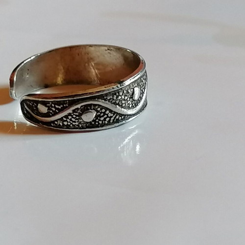 Silver 925 Toe Ring with Embossed Designs New