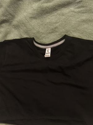 Fageo black t-shirts pack of 5, size L, new