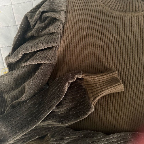 Women's ribbed blouse like new, unique brown and green pullover