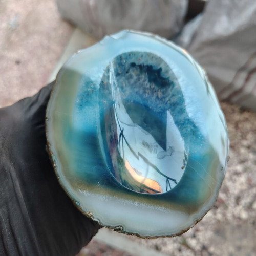 Ashtray like new, blue agate