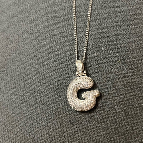 Necklace with stainless steel chain letter G new