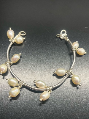 Silver 925 Bracelet with Pearls like new