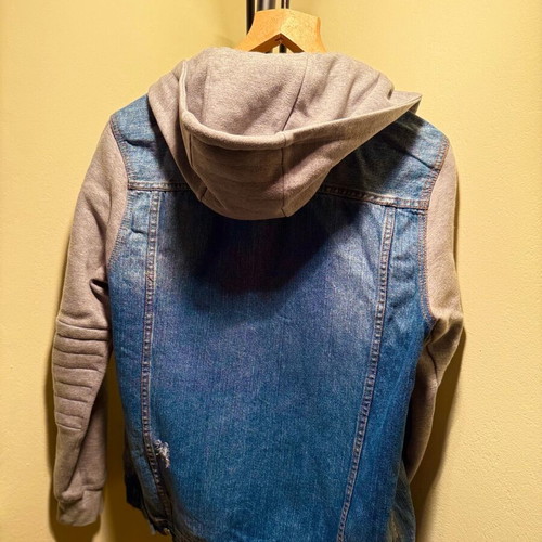 Jean jacket Zara size XL like new, grey and blue