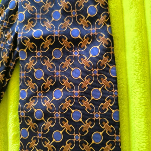 Men's Italian silk tie like new