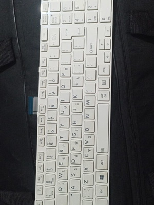 OEM Laptop Replacement Keyboard for Toshiba Satellite C850 C855 L850 L855 Series, White US Layout