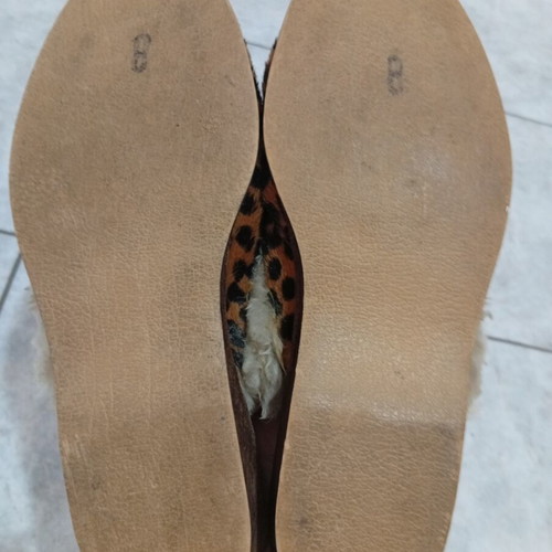 Fur slippers size 36/37