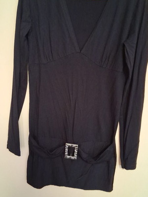 Anel blouse one size black like new, hip length