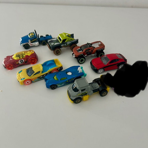 Hot Wheels toy cars used, pack of 8 pieces