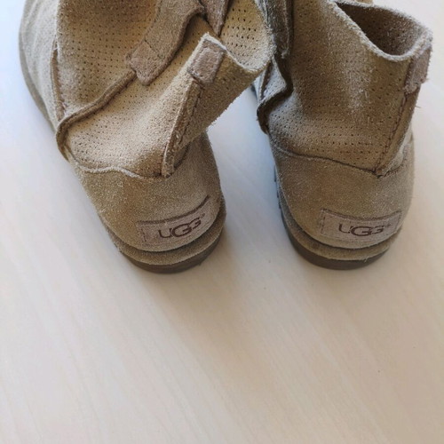 Ugg Classic Mini Unlined boots perforated suede size 39 used