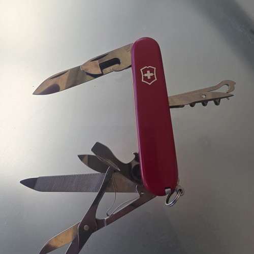 Victorinox Mountaineer ελβετικό μαχαίρι σαν καινούργιο