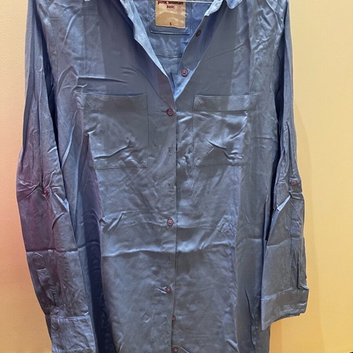 Pink Woman shirt blue-ciel like new, size S