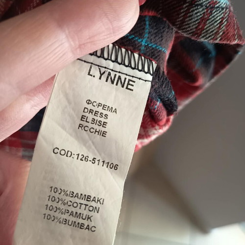 Lynne checked blouse dress size L like new, black and red