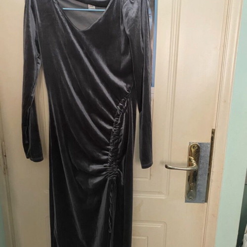 Velveteen gray maxi dress like new, ideal for evening occasions with slit
