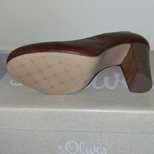 S.Oliver leather heels