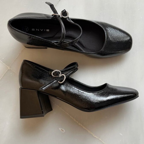Envie Shoes Black Pumps New, Size 40