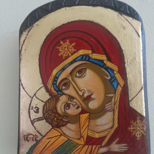 Handmade icon of Panagia with gold leaf, like new