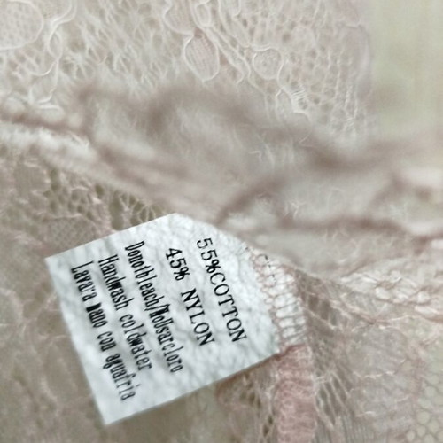 Fashion Nova long sleeved lace top pink like new, size S